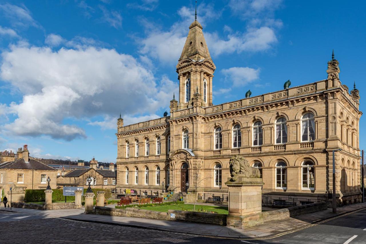 Riverside Balcony Apartment With Parking Just Minutes To Saltaire Shipley (West Yorkshire) Exteriér fotografie