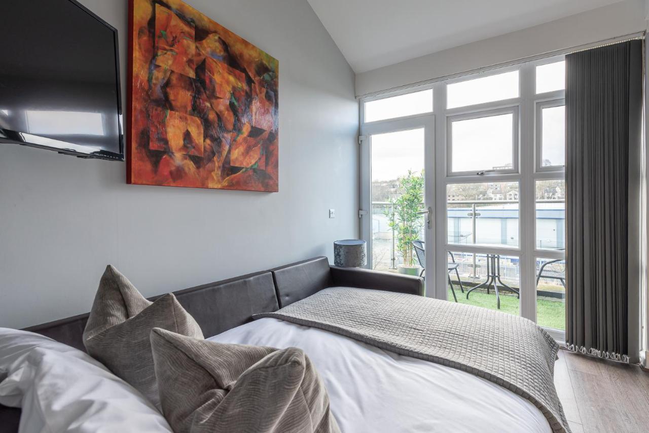 Riverside Balcony Apartment With Parking Just Minutes To Saltaire Shipley (West Yorkshire) Exteriér fotografie