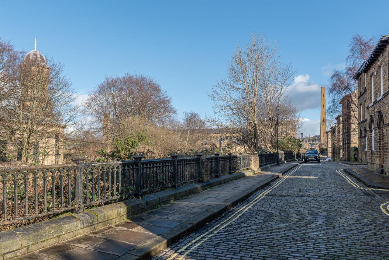 Riverside Balcony Apartment With Parking Just Minutes To Saltaire Shipley (West Yorkshire) Exteriér fotografie